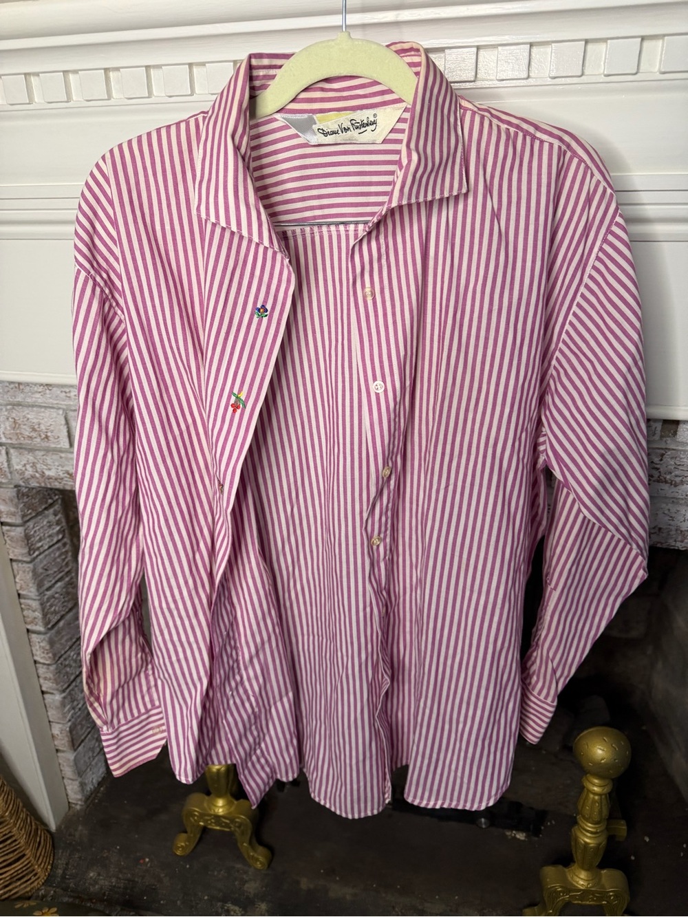 Diane Von Furstenberg Pink White Striped Button-Down embroidered flowers